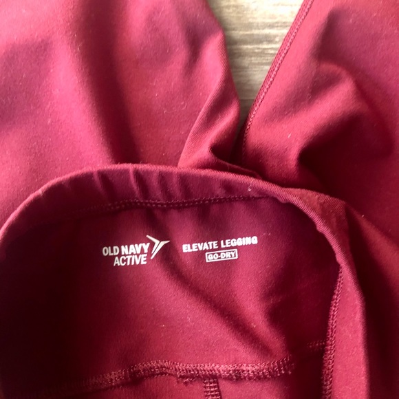 Old Navy Maternity High-Waisted Active Leggings - Picture 3 of 3